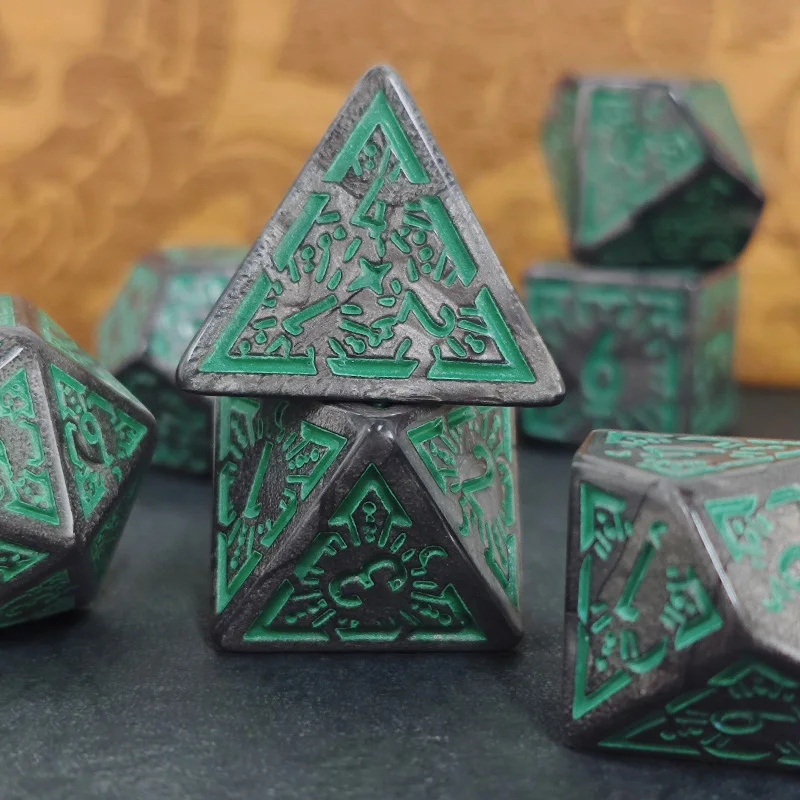 7 قطعة/المجموعة DND نرد متعدد السطوح دعوى الإسفار النمط الكلاسيكي للوحة لعبة ببطاقات ورقية ألعاب الرياضيات لألعاب النرد RPG تذكارية