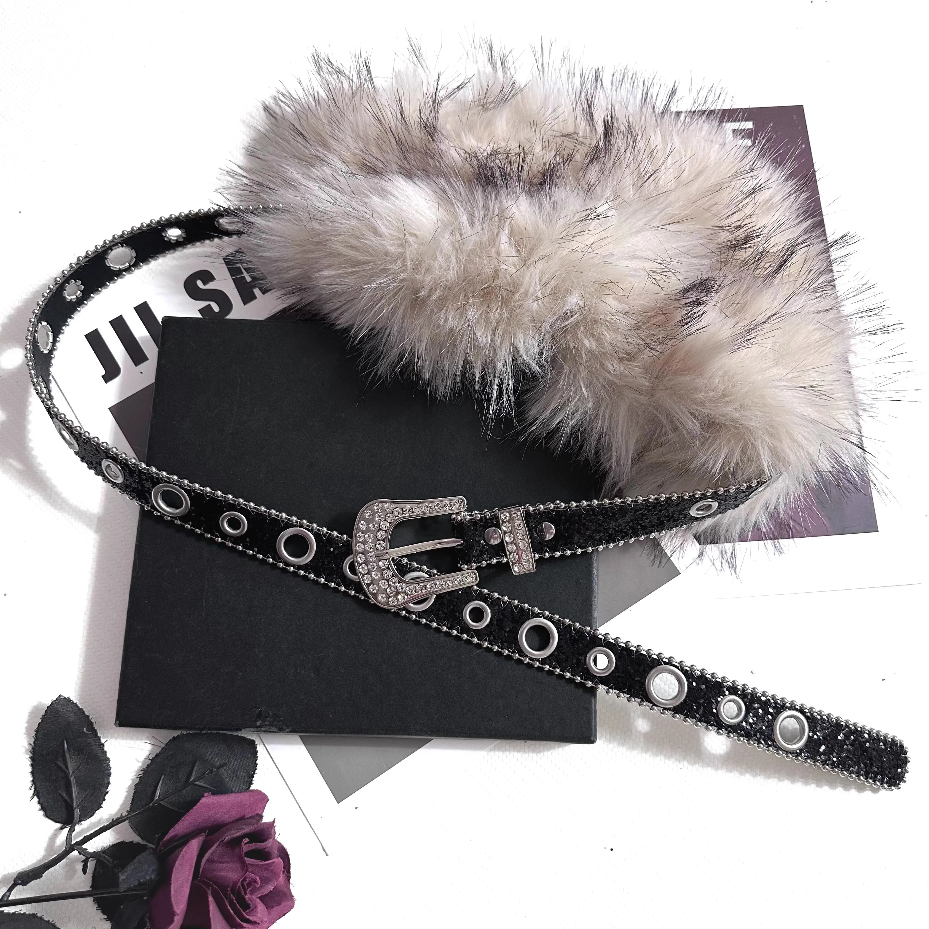 女性のヴィンテージフェイクファーパッチワーク光沢のあるベルトコルセット女性カマーバンドコートウエストバンドドレス宣言ワイドベルト J1462