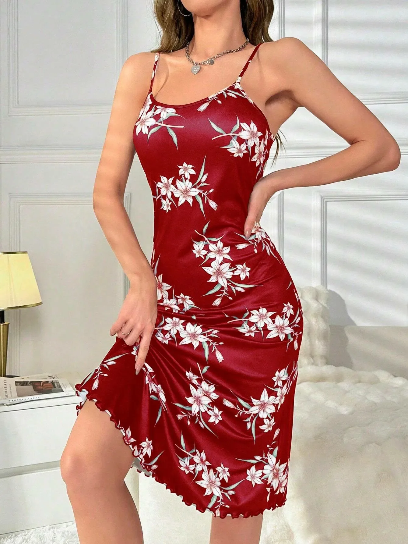 

Women's new style floral camisole pajamas Casual pajamas Red elegant home wear