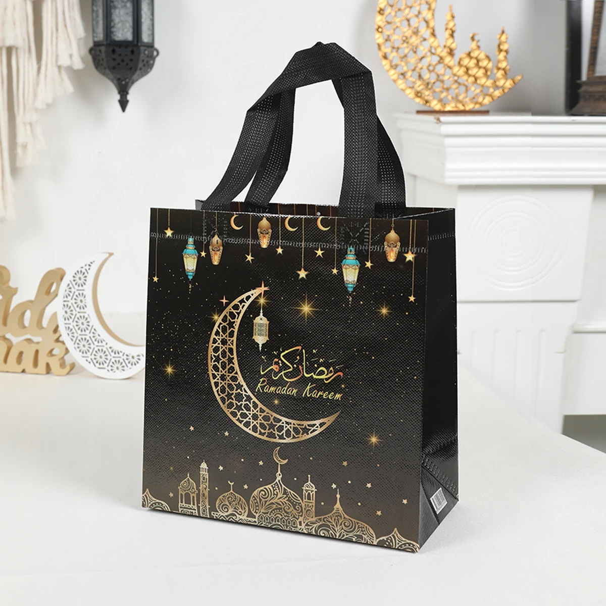 4pcs Eid Mubarak Non-woven Tote Bag For Ramadan Kareem Party Gift Packaging Decoration Islamic Muslim Holiday Candy Cookies Bag