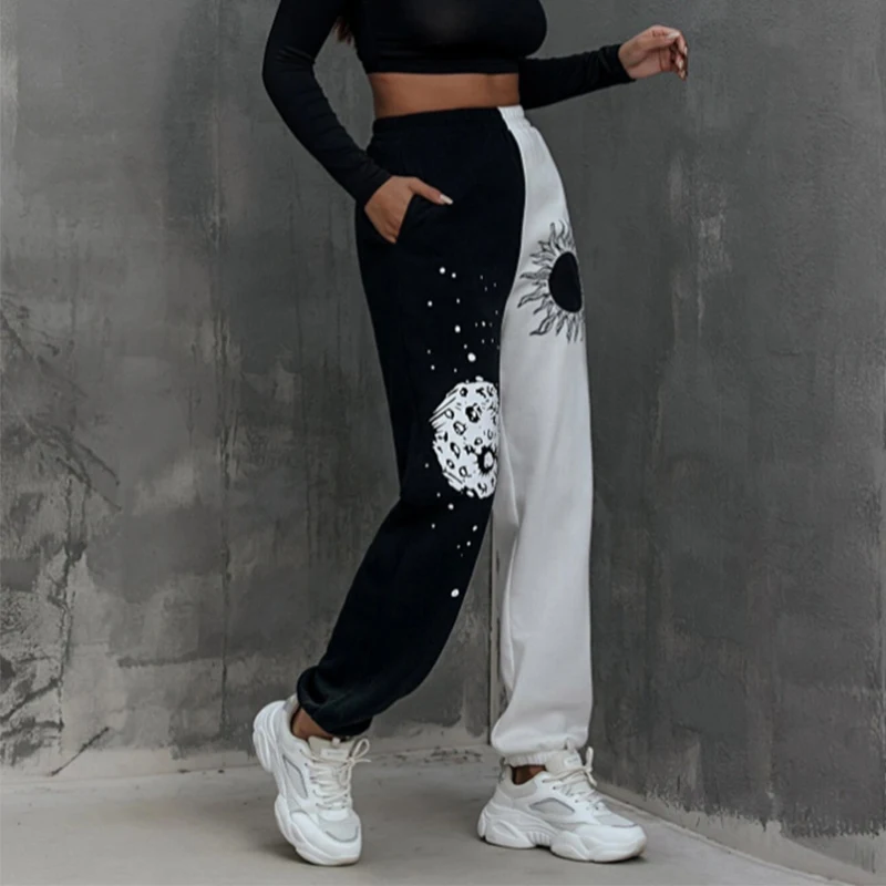 Oversize Women Sweatpants Fashion Black White Casual Pants Baggy Elastic Waist Pockets Vintage Unisex Y2k Hip Hop Loose Trousers