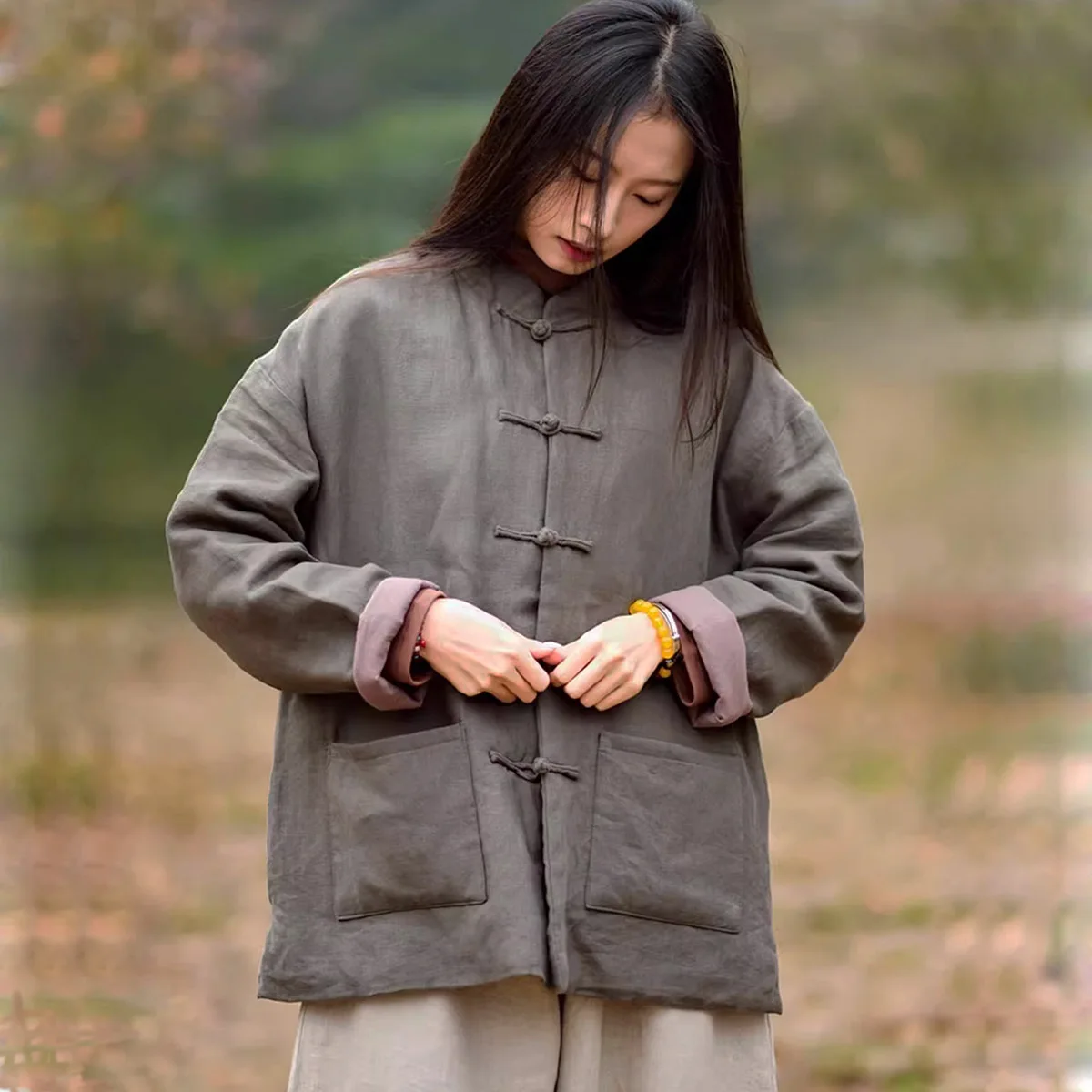 

Женские однотонные короткие пальто из китайского льна на пуговицах в виде лягушки, осень-зима, тонкий стеганый костюм Тан, костюм кунг-фу, куртки с карманами