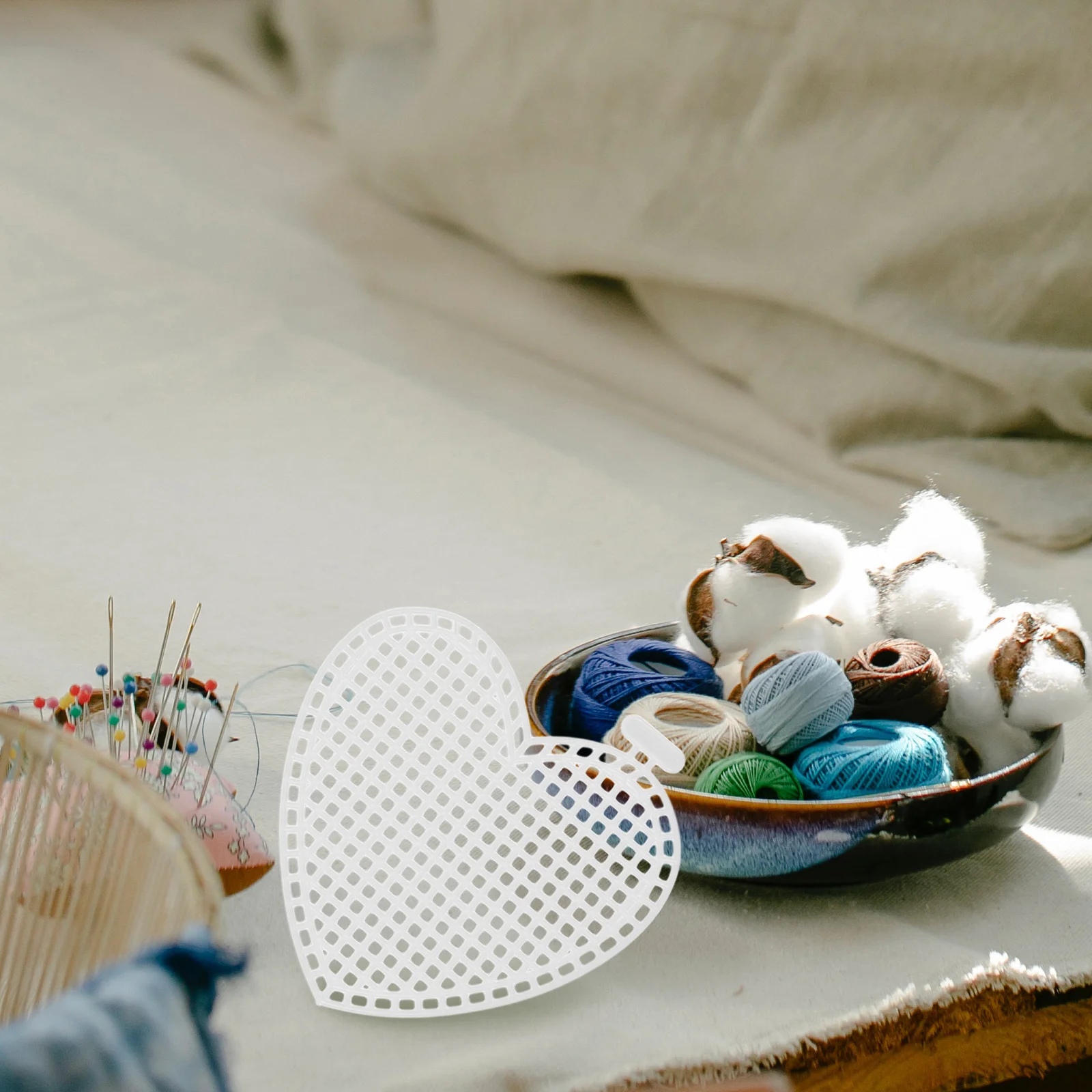 

70pcs Plastic Canvas Stitch Mesh Canvas Plastic Embroidery Grid Plate Sewing Supply DIY Coasters Bags White Smooth