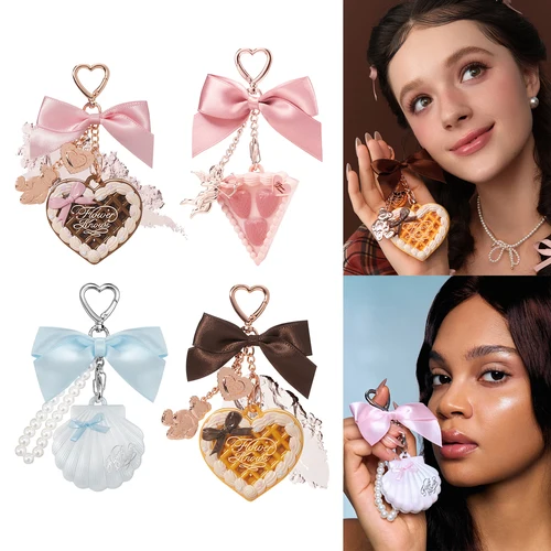 Imagen 1 del producto Flower Knows Cupido Sweetie Bear-polvo facial con Perfume sólido, colgante resaltador, decoración de maquillaje aromática portátil de larga duración