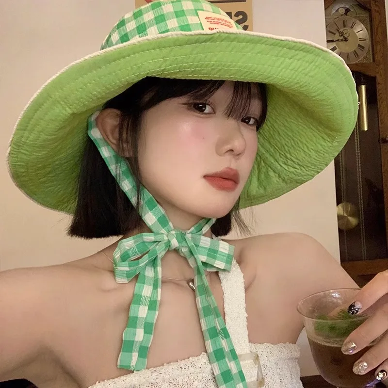 Korean checkered strap fisherman's hat with a large brim for summer, a small sun-protective hat that can be worn on both sides