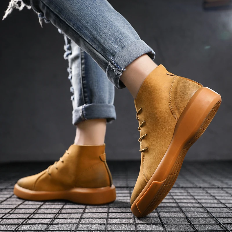 Warm Fur Winter Boots Men Fashion Thick Soled Footwear Classics Leather Sneakers Retro Work Dating Loafers Formal Outdoor Boots