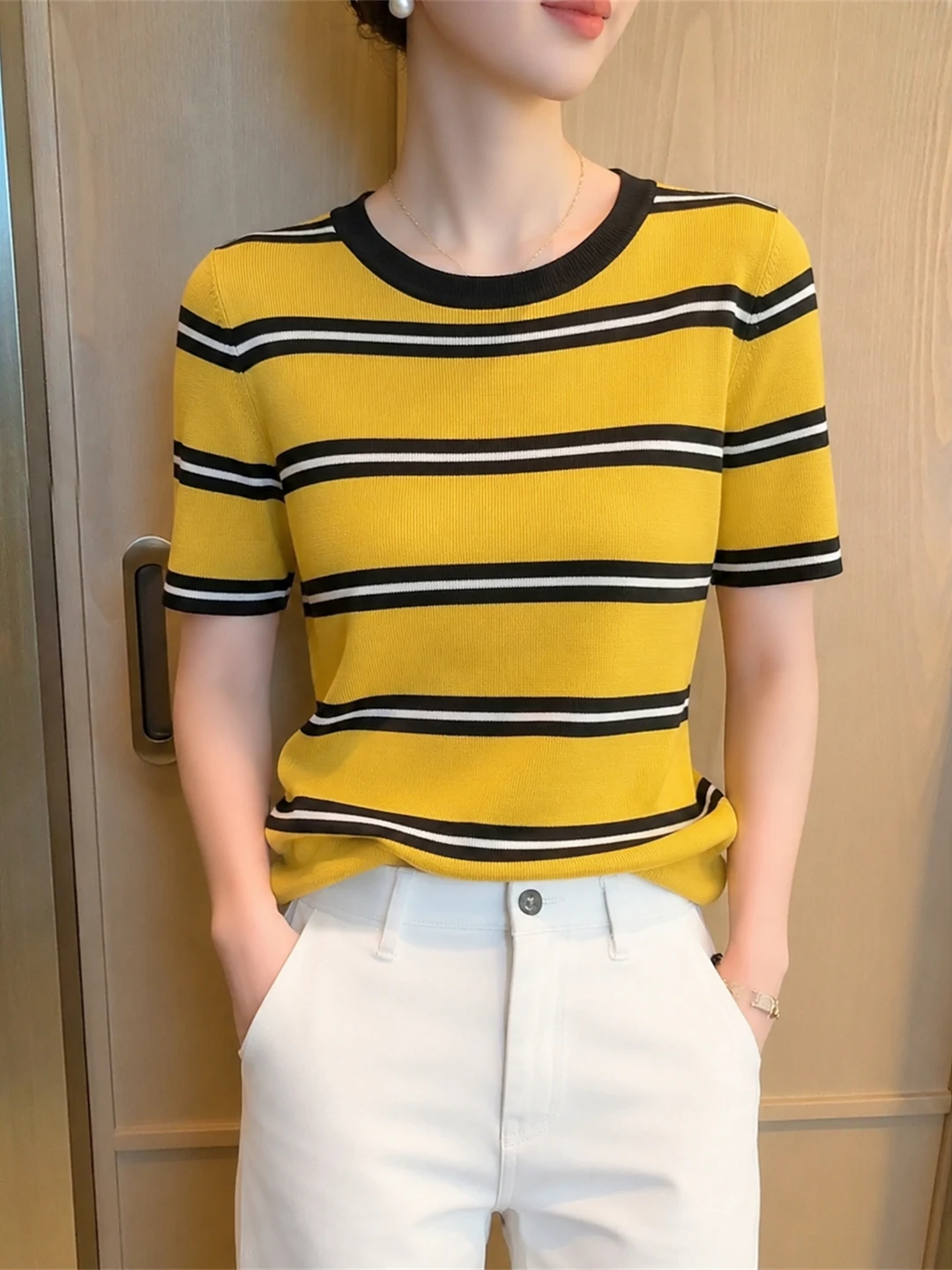 

Korean Style Summer round Neck Ice Silk Knitted Top Striped Design Commute Fashion Small Shirt Women's Straight Cut Sleeve