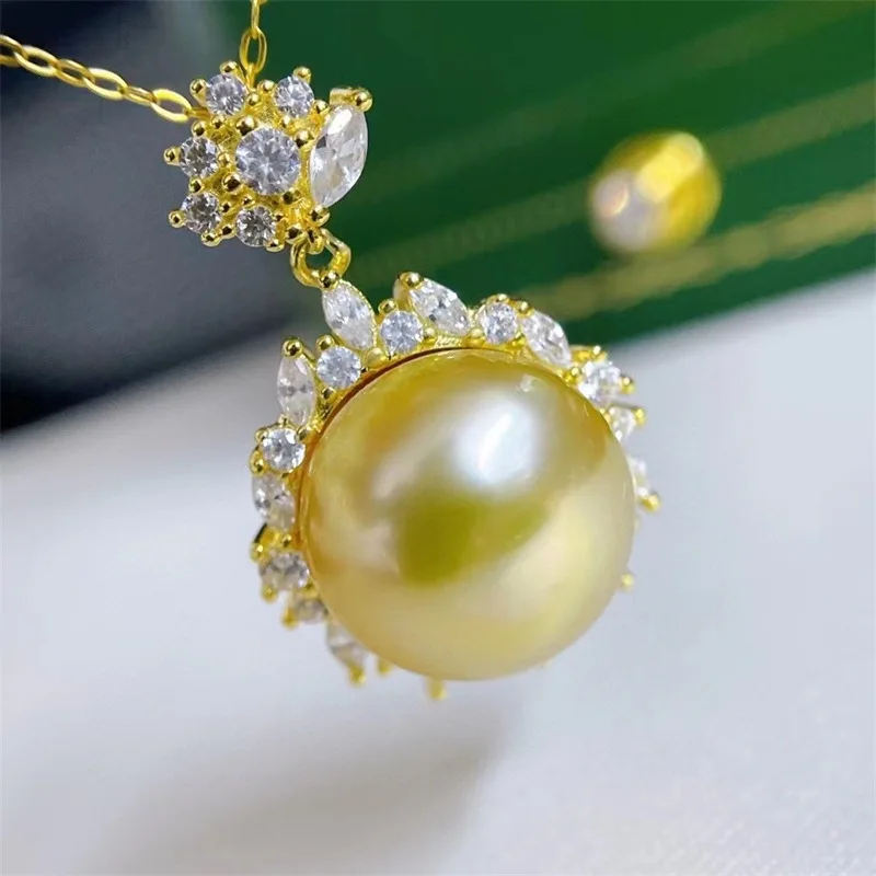 18k Gold Pearl Pendant sunflower zircon pendant women classic banquet wedding fashion accessories 080911