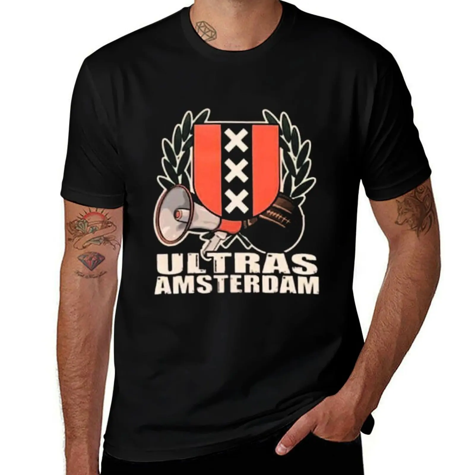 Ultras amsterdam (fanáticos de ajax amsterdam) Camiseta esencial T-Shirt anime shirt valentines clothes Men's t shirts