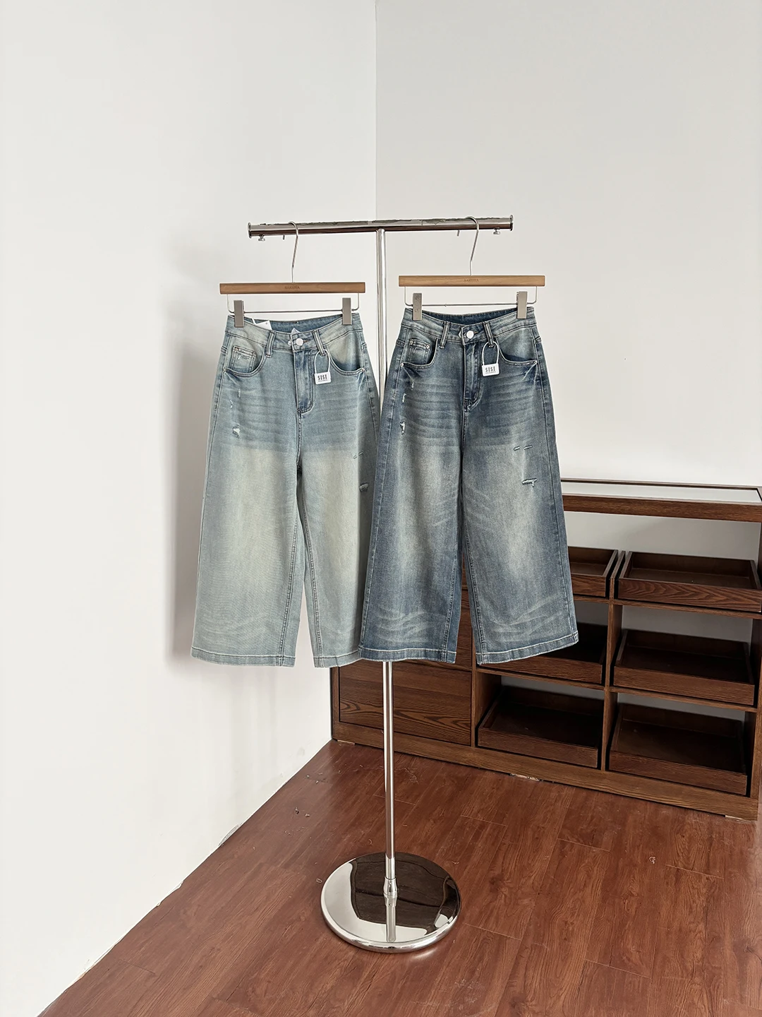 

High Waist Wide Leg Jeans Women's Summer Loose Slimming Versatile Commuting Student Casual Straight Leg Pants Eighteen