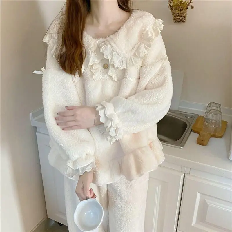 

Pajama Set Ins Style Cute Coral Fleece Pajamas for Women in Autumn and Winter Fashion Homewear Student Pyjama Woman Christmas