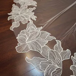 Voile de mariage en dentelle florale romantique avec peigne, monocouche, voile de tête ivoire pour patients, accessoires de mariage, 3 mètres de long
