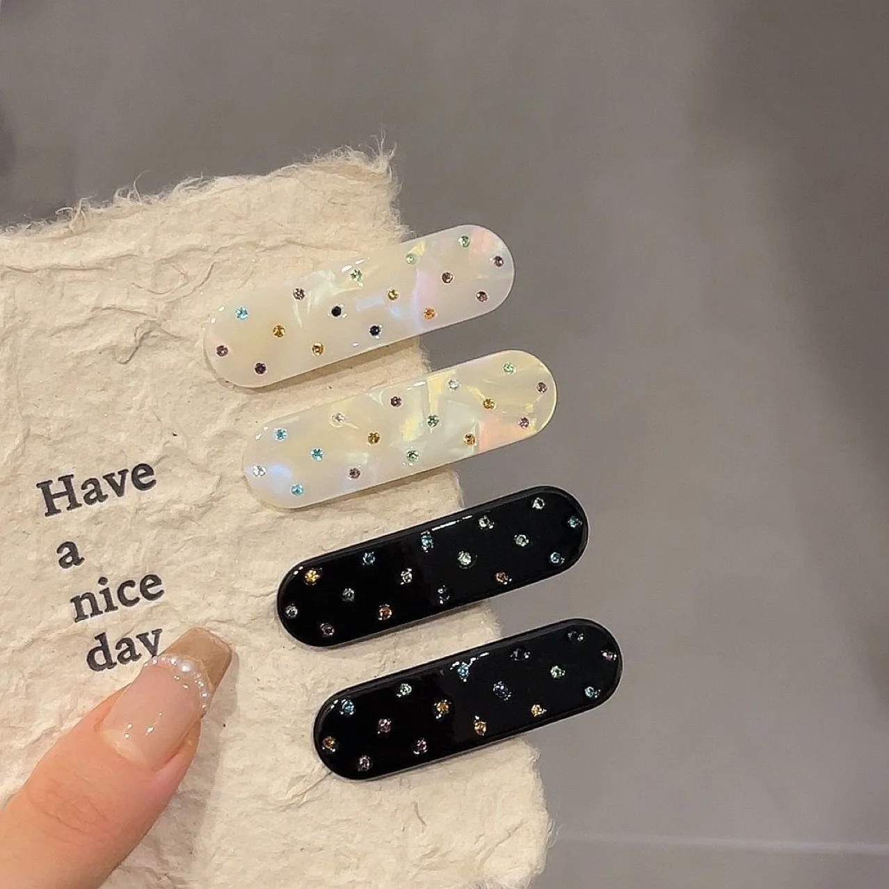 

Корейская заколка для волос с цветными стразами из ацетатного стекла, овальная, нишевая, элитная, для фиксации боковых прядей и челки, заколка-уточка, украшение для волос