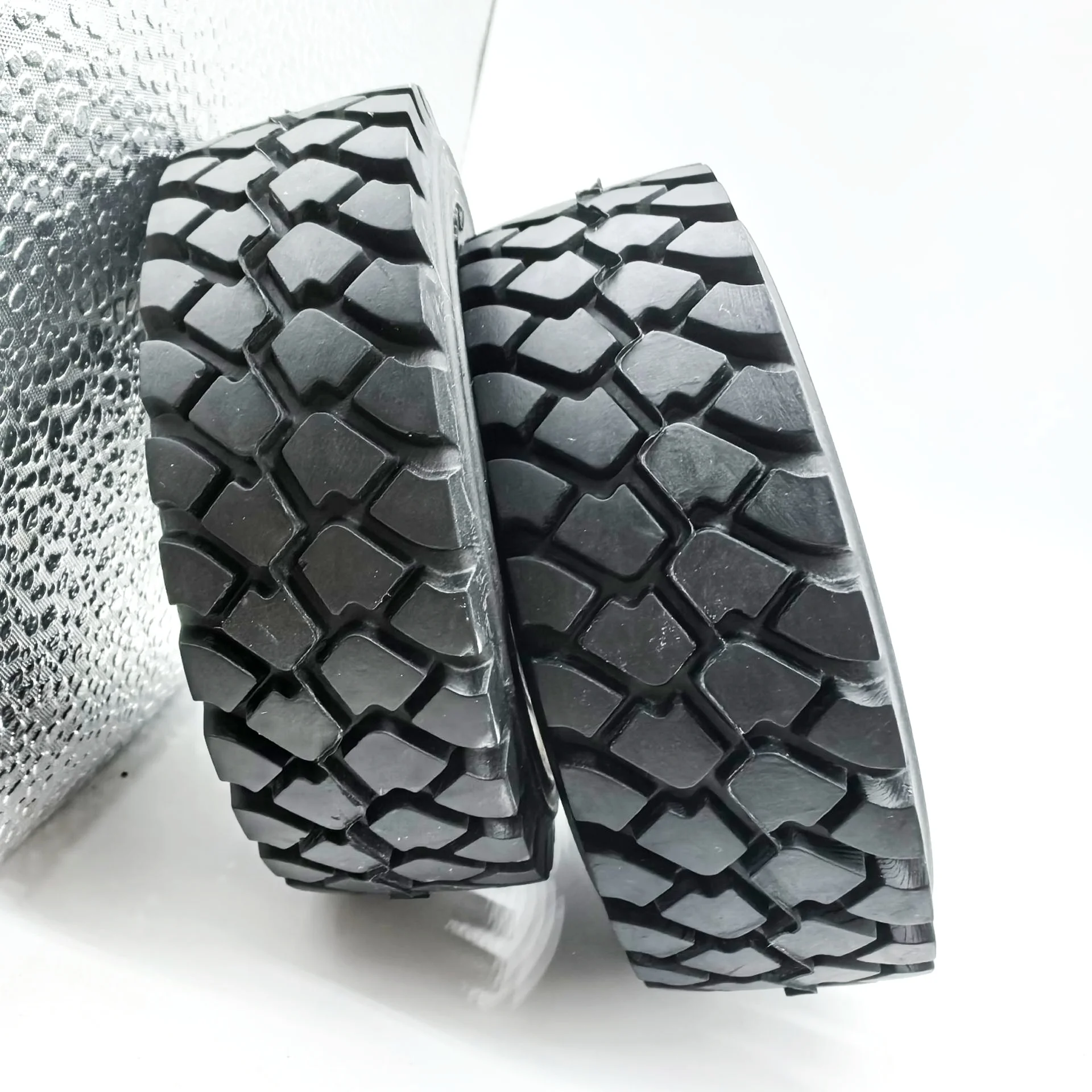 RC 1/14 Rubber Tires 100mm Cross-Country Tire for Tamiya Hydraulic Excavator Loader Dump Truck for VOLVO Trailer Tipper DIY Part