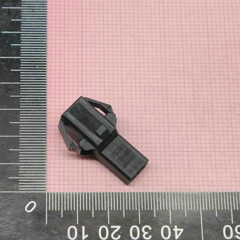 20PCS Genuine connector 1-1318116-3 Dynamic 2000 3P black rubber shell For Car Smart Electronic Devices Automobile 100% brand ne