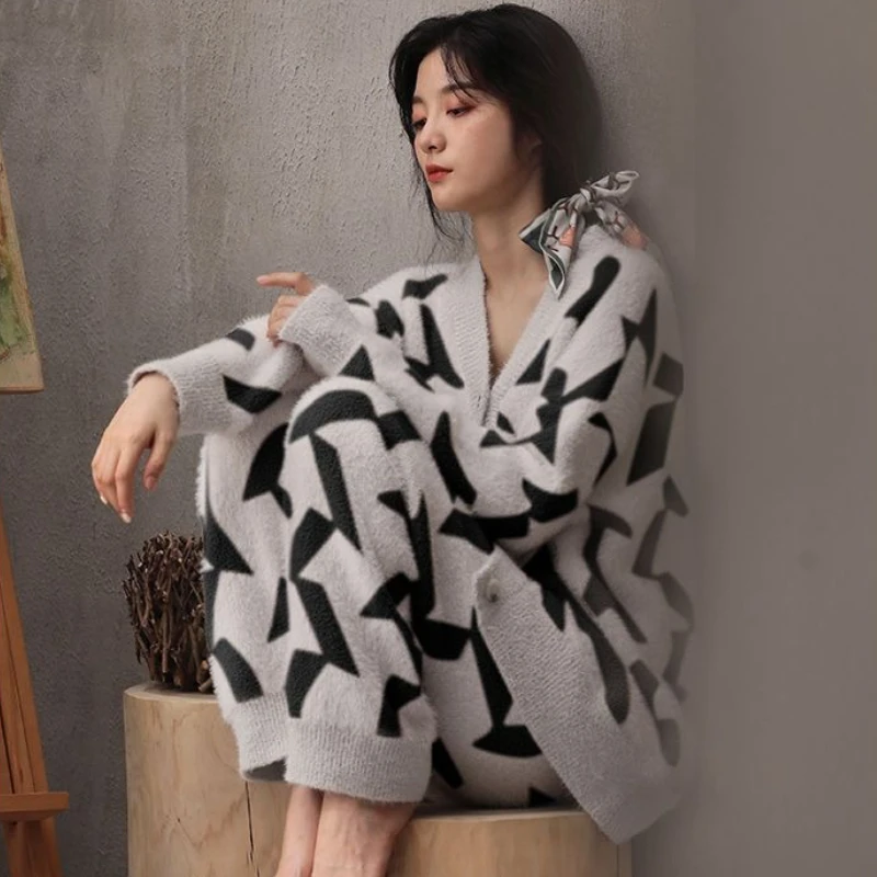 2023 New Pajama Women  Homewear Suit Set Winter Coral Fleece Loungwear Warm Large Size Sleepwear Student Thickened Wearable