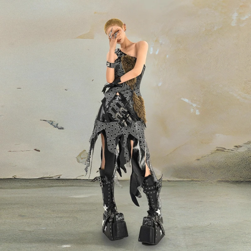 التصميم الأصلي الظلام القوطية روك الملابس النسائية 2025 الخريف جديد الحلو كول الساخن فتاة فريدة من نوعها غير النظامية منتصف طول التنانير السيدات