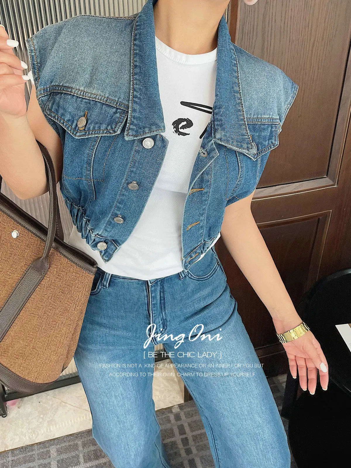 Denim Vest Waistcoat Jacket Tops Y2K Clothing 2025 Woman Spring Summer Trend Korean Style Elegant Outerwears Luxury Cropped New