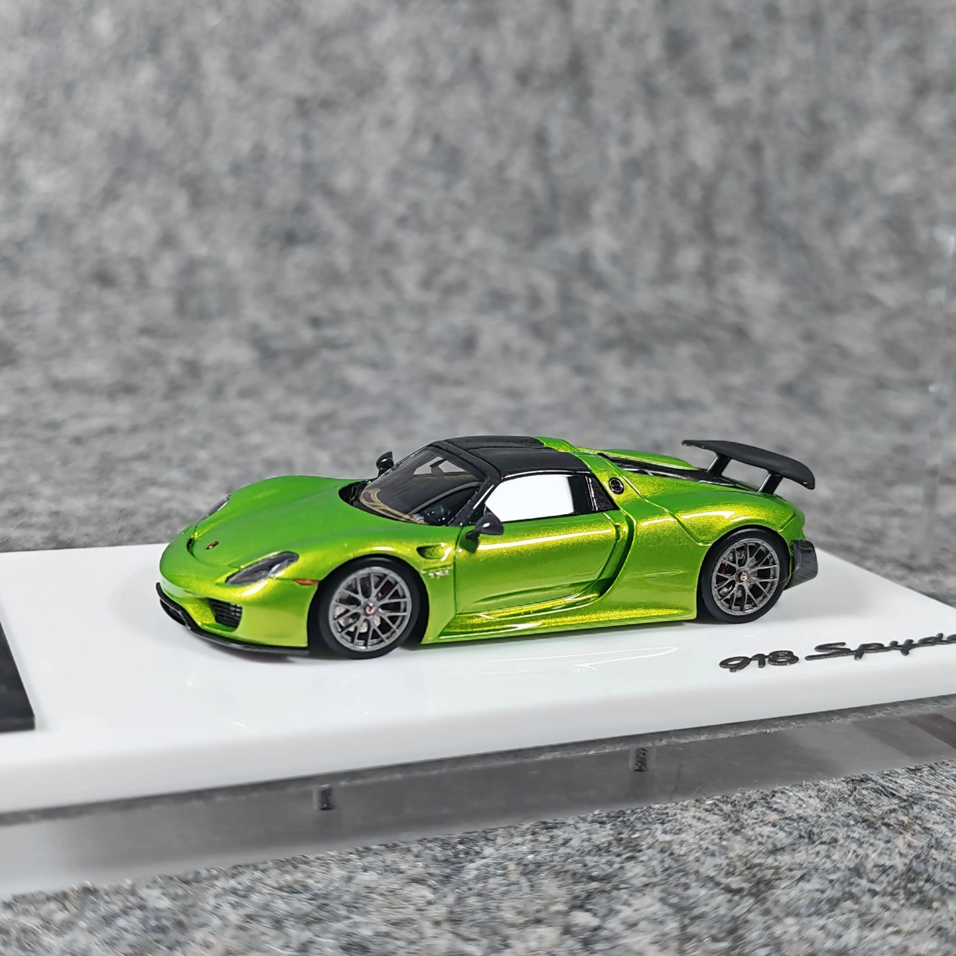 

[Мистер Ли] Модель автомобиля из смолы BCP 1:64 Porsche 918 Spyder