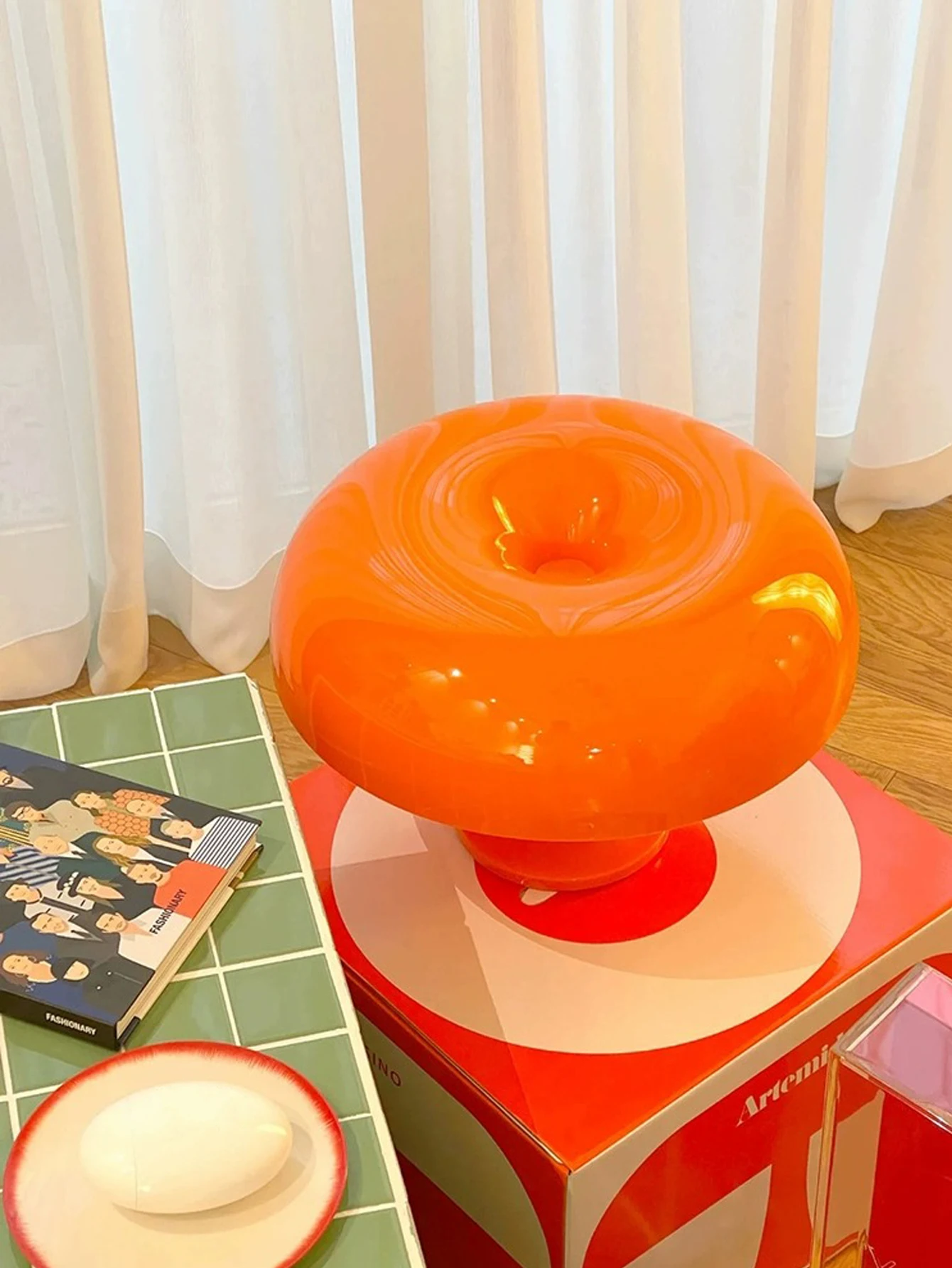 LED with USB Mushroom Table Lamp, Simple Modern Bedroom Bedside Lamp for Bedside, Bedroom, Study, Desktop Decorations