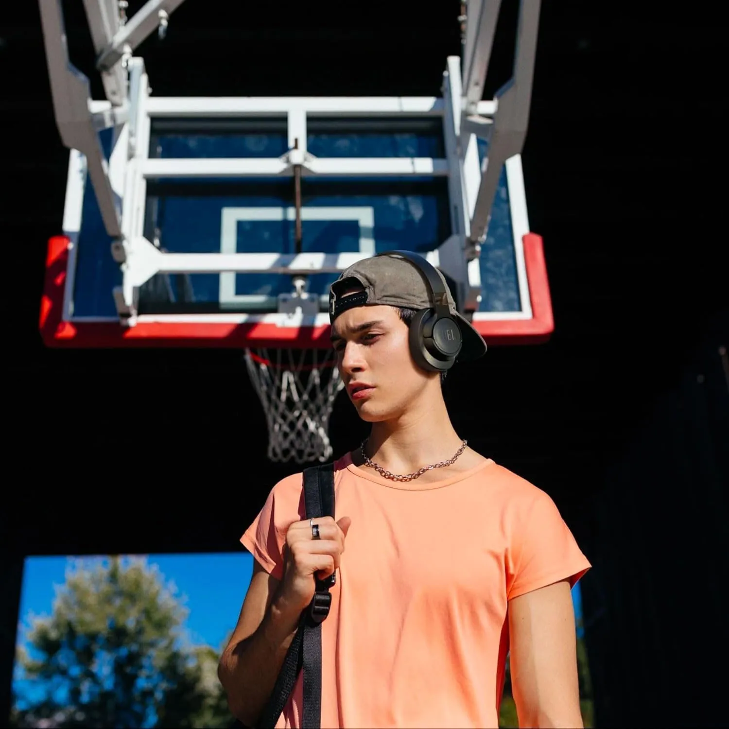 Headphone Bluetooth Nirkabel Over-ear JBL TUNE 720BT Produk Asli Original dengan Daya Tahan Baterai 76 Jam dan Koneksi Multi-point