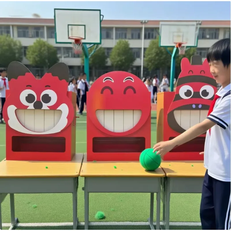 Custom Outdoor Table Kiosk Shooting Sandbag Hitting Joker Ball Throwing Game Wooden