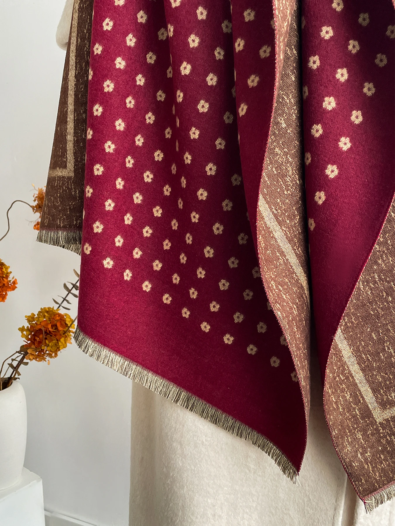 Women's Warm Faux Cashmere Shawl Autumn Winter Jacquard Scarf Wrap Functional Neck Protection Blanket Style