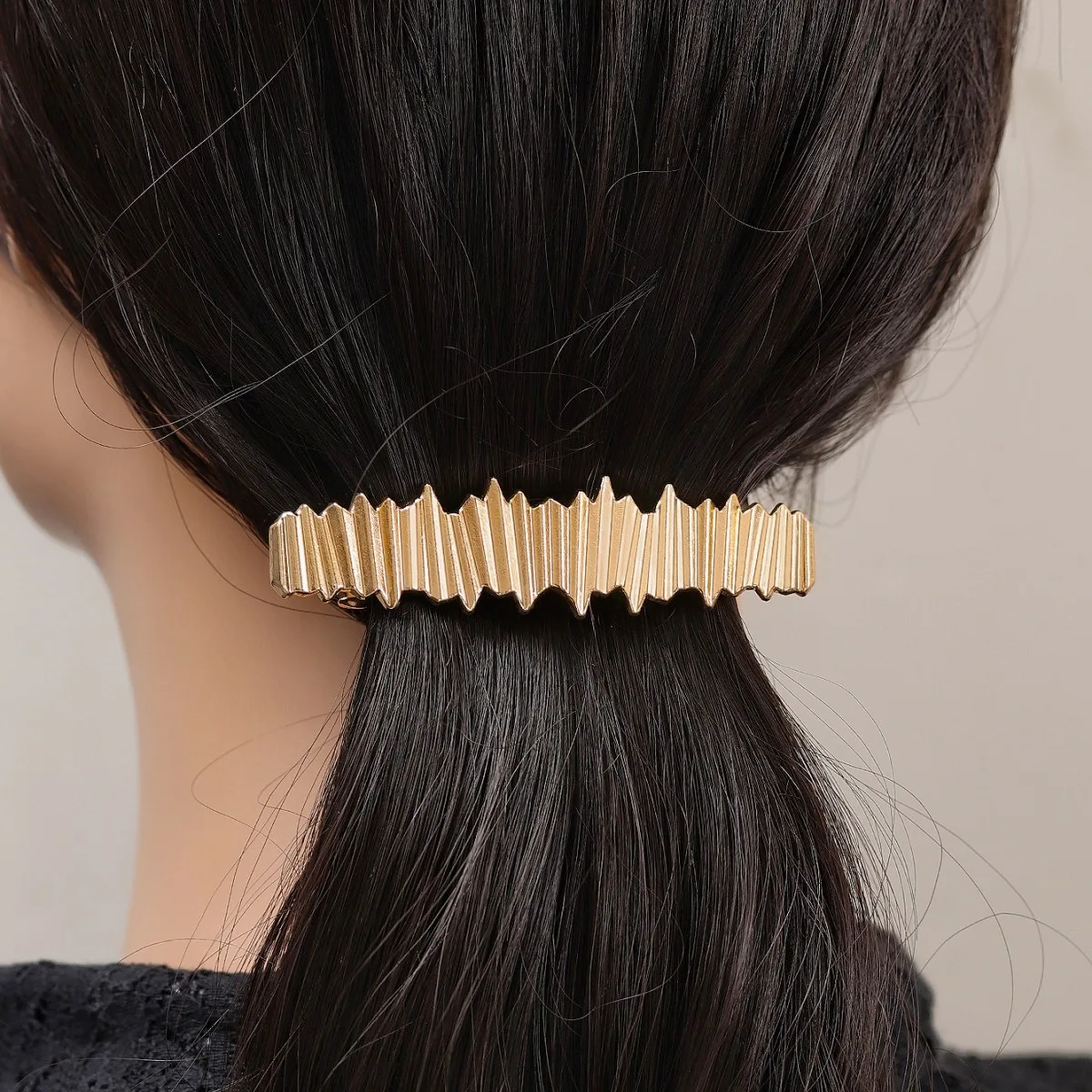 

Faionable Spring Hair Clip Long Striped Asymmetrical Simple ular Hair Accories Alloy Embedded Artificial Gemstones