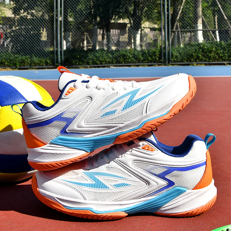 2026 New Luxury Professional Table Tennis Shoe Top Quality Wearable Mens Woman Badminton Gym Shoe Anti Slip Badminton Sneaker