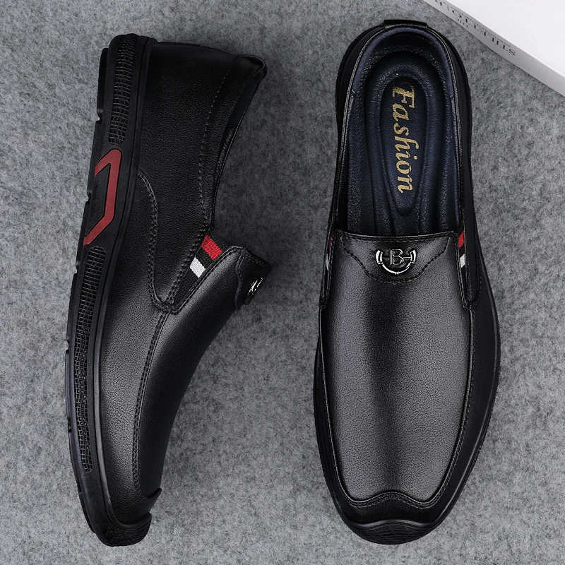 Luxury Brand Leather Loafers Slip on Breathable Comfortable Men Formal Moccasins Driving Shoes Men Casual Shoes Mens Dress Shoes