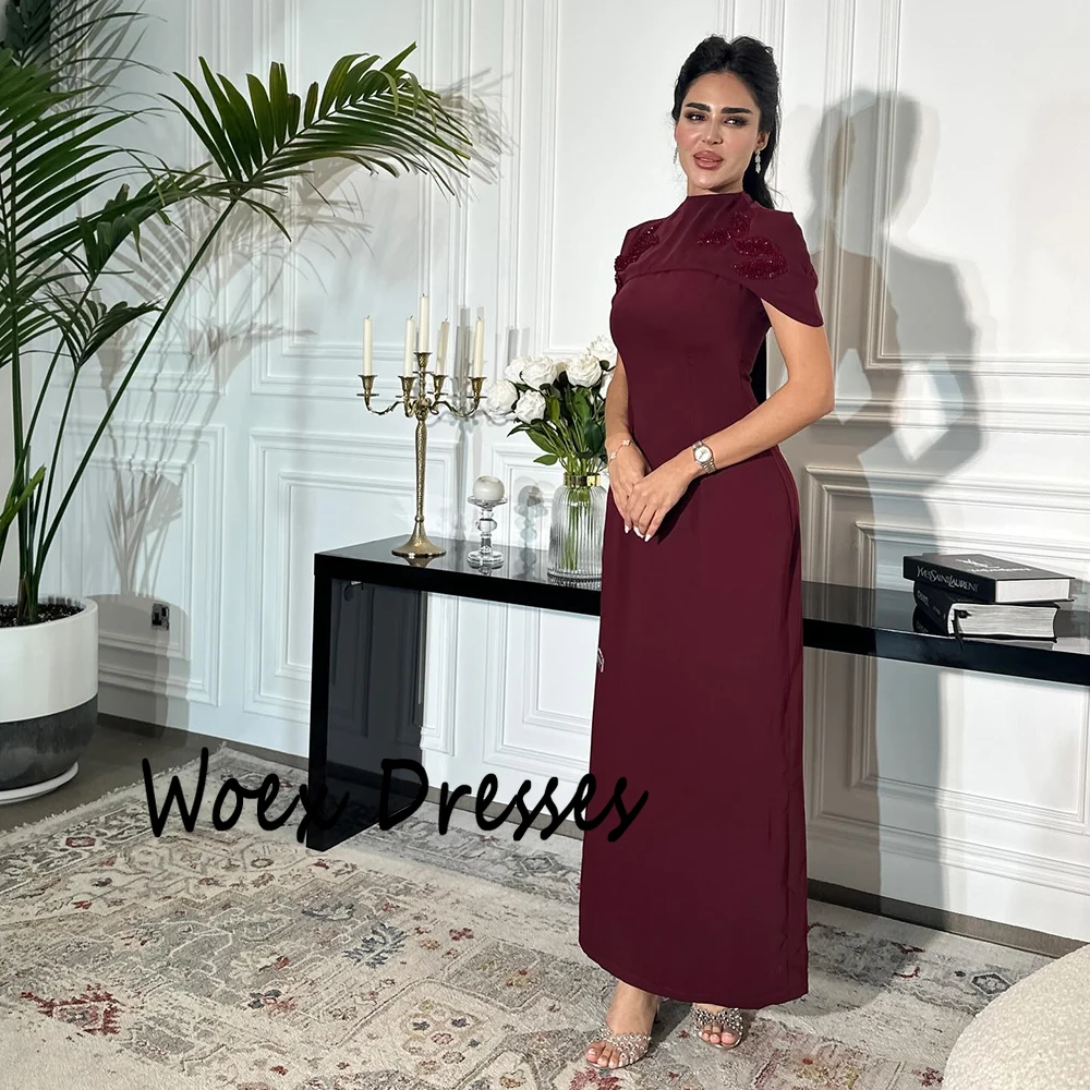 Abito da sera dritto semplice bordeaux personalizzato con collo alto e abito da ballo alla caviglia con abito da festa in jersey con paillettes e strascico