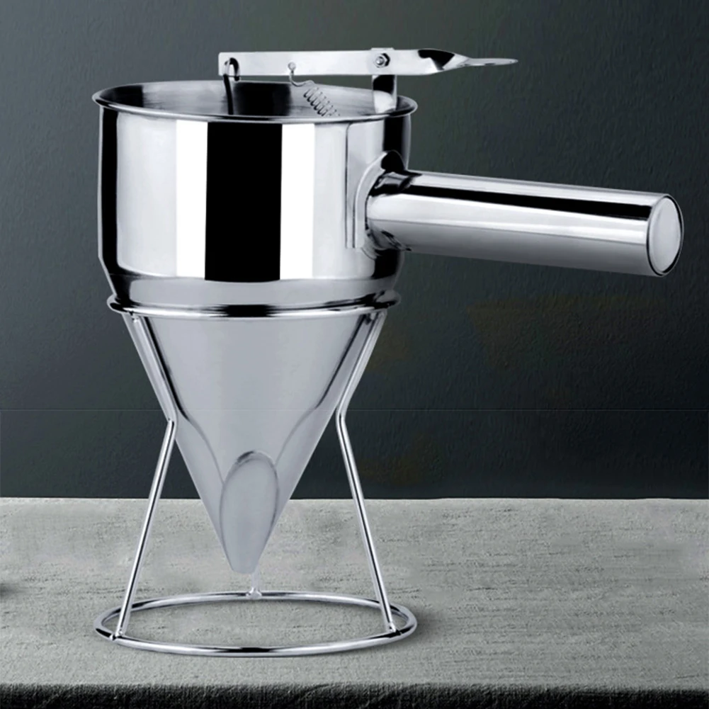 

Stainless Steel Batter Distributor Environmentally Fish Ball Funnel Anti-corrosion Practical Gadgets for Family Restaurant Hotel