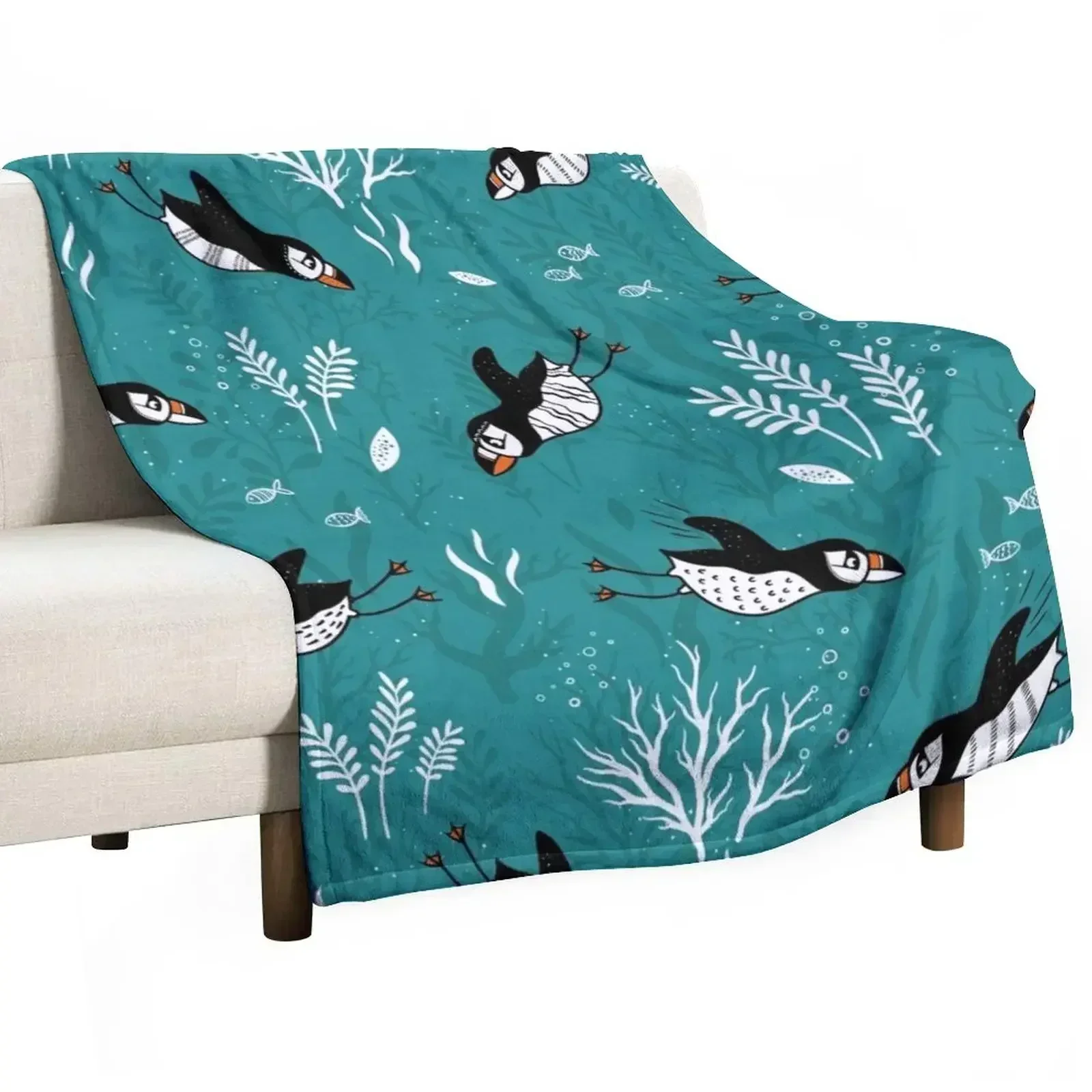 

Puffin under water Throw Blanket Stylish Warm Blanket for Living Room Bedroom