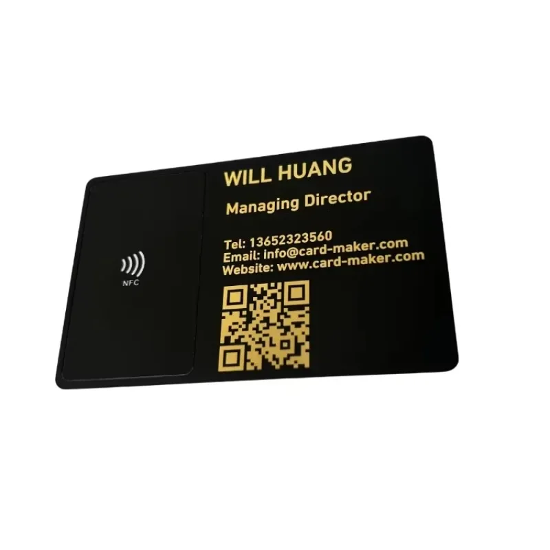 بطاقة عمل رقمية معدنية من الذهب الأسود غير اللامع NFC مع نقش رمز الاستجابة السريعة
