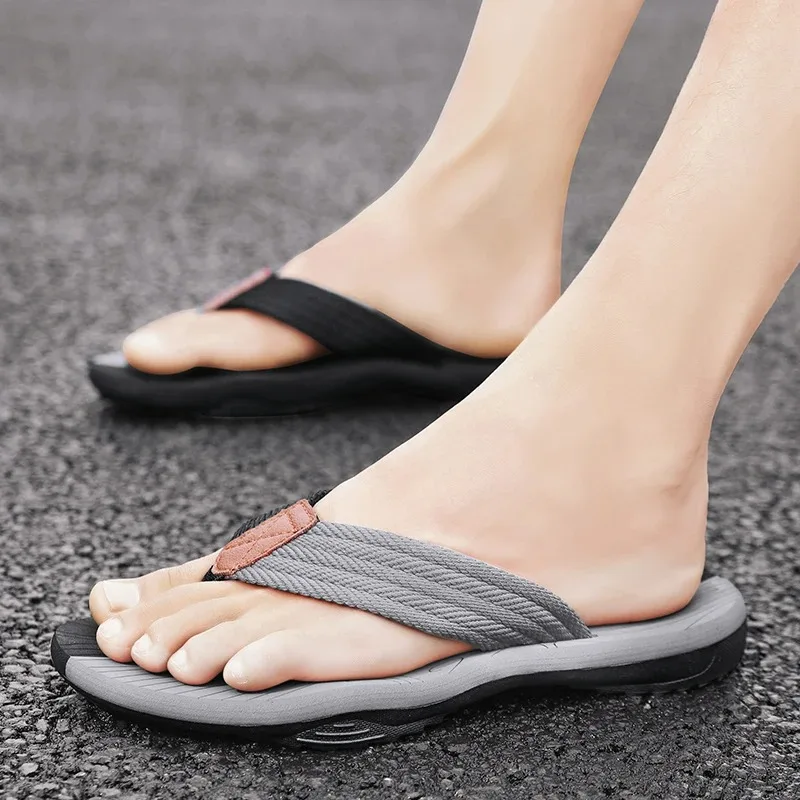 Men Slippers Summer Flip Flops Brand Fashion Outdoor Comfortable Casual Slides Shoes Non-slip Beach Men Sandals