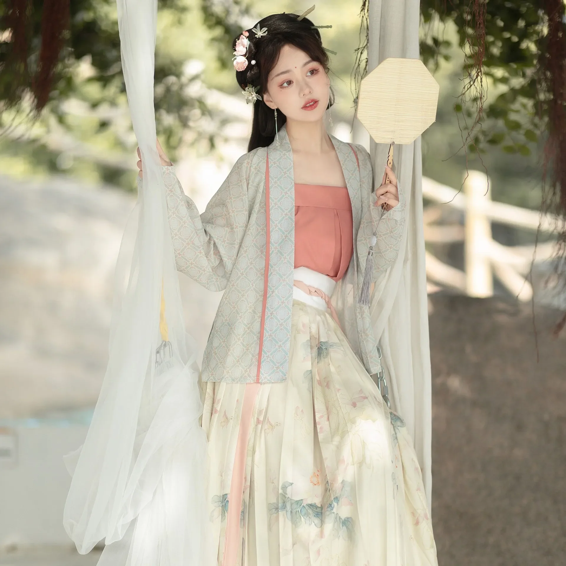 Hanfu Trendy Song Dynasty-inspired Women's Summer Autumn Costume with Longgan Temple Long Shirt and Pleated Skirt