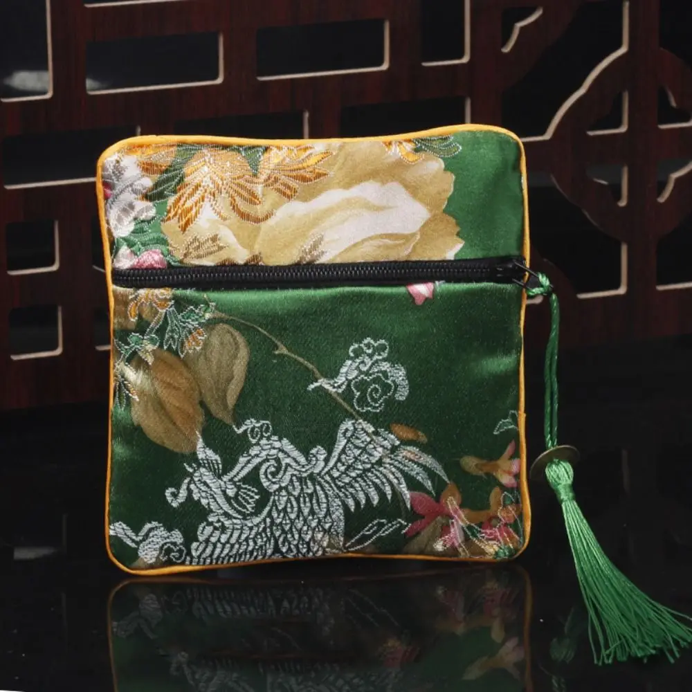 

Portable Cloth Embroidery Coin Pouch Flower Tassel Jewelry Storage Bag Bracelet Bag Makeup Lipstick Bag Cloth Wallet Girl