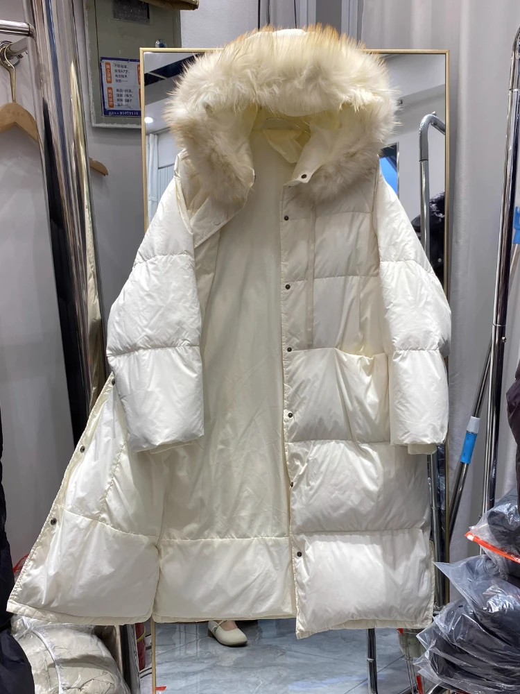 Super grande casaco de pele de guaxinim real 90% pato branco para baixo jaqueta com capuz neve parkas inverno feminino grosso longo puffer casaco 2025 novo