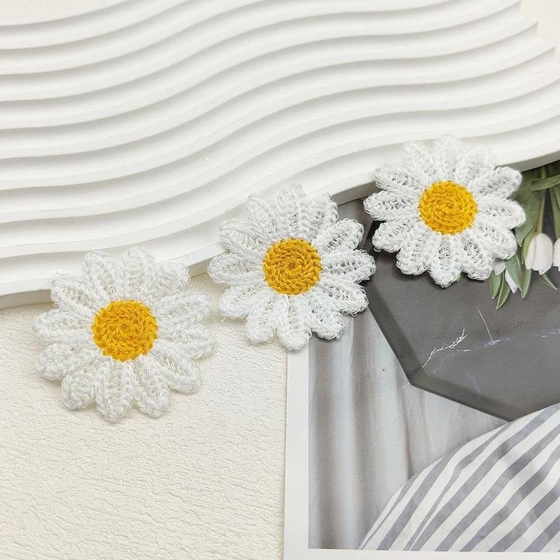 20 Stück 5,2 cm Chrysanthemen-Stickerei-Blumenapplikationen für DIY-Stirnbänder, Haarspangen, Stoffnäharbeiten und Dekorationsaufnäher – Detail 6