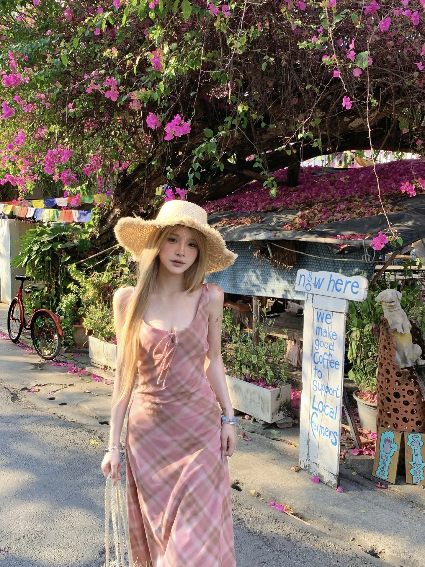 

Новинка Лето 2026: Женское розовое праздничное платье на бретельках, стройнящее, красивое, для повседневной носки, из полиэфирного волокна, фасон H, весна-осень