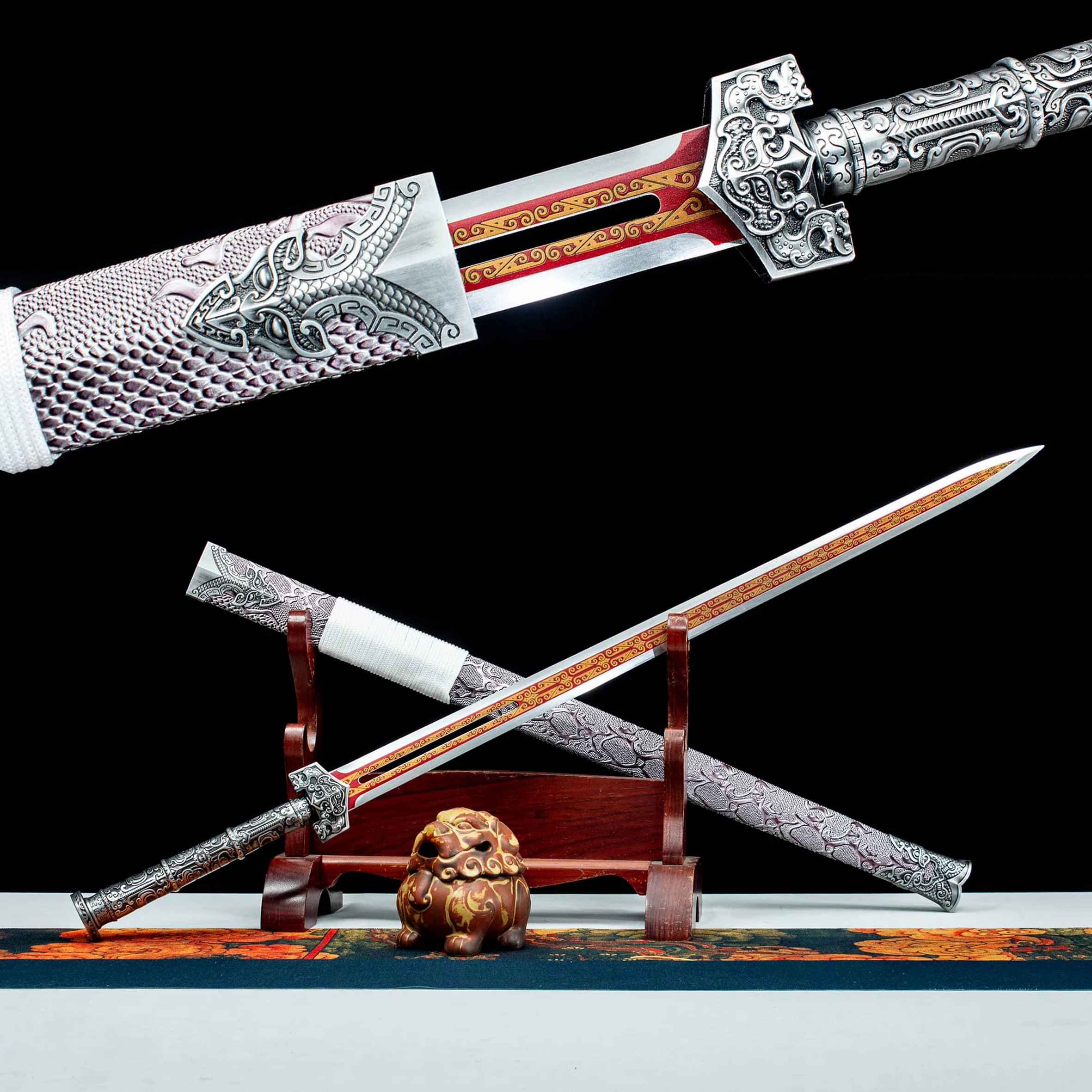 100cm medieval manganese steel hollowed out Chinese Han sword laser engraving pattern real steel training weapon gift katana