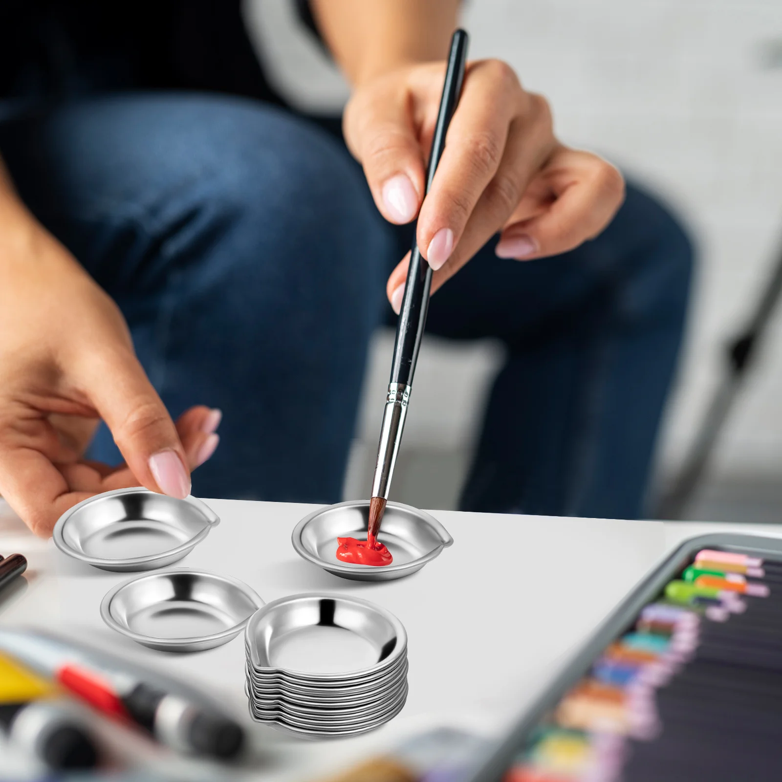 

18Pcs Compact Stainless Steel Paint Mixing Palette Watercolor Manicure Art Small Round Tray Durable Easy Clean