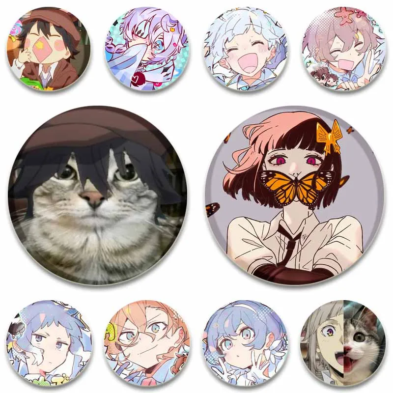 

Cartoon Nikolai Kyōka Osamu Dazai Coin Badges Tinplate Round Brooch Personalized Anime Bungo Stry Dogs Jewelry Pins Toys Gifts