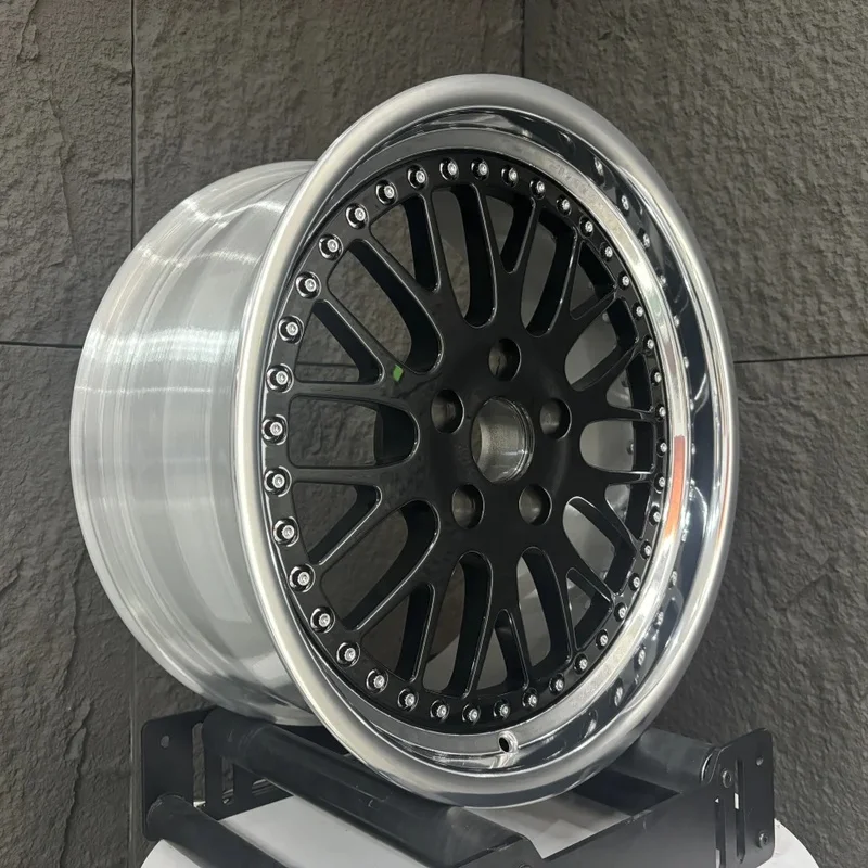 High‑performance Two‑piece Forged Alloy Universal Automobile Wheel Replacement Spare Part