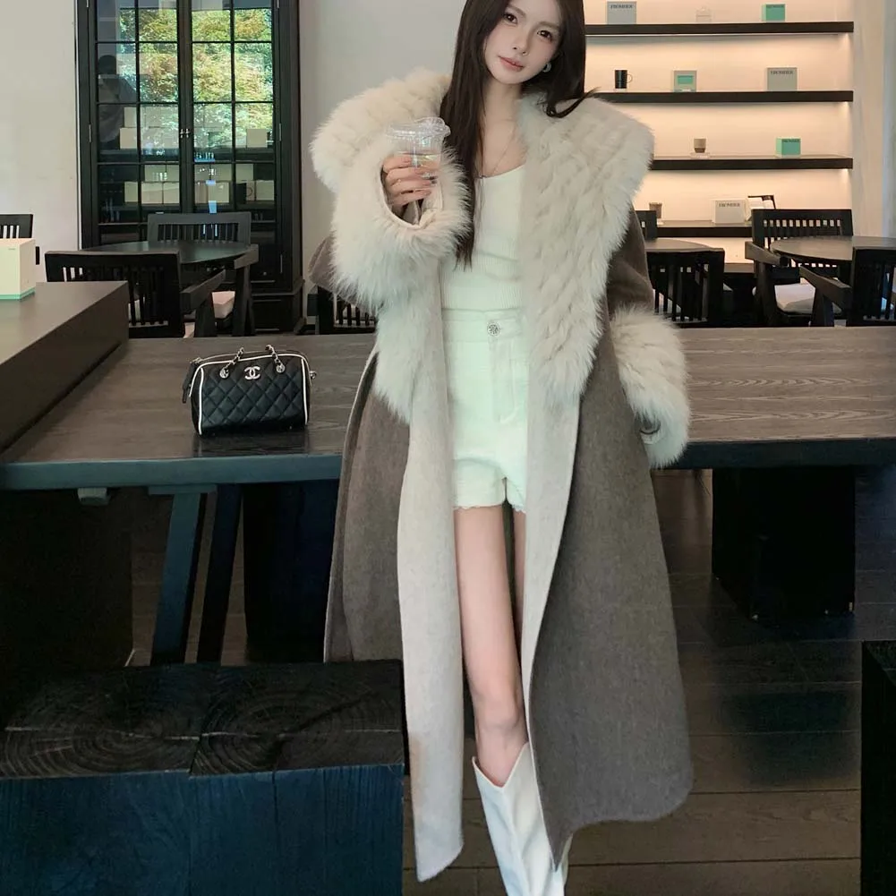 

2025 Fashion Hot Sale Winter Women Natural Real Fox Fur Collar Cuffs Coat Wool Woolen Jacket