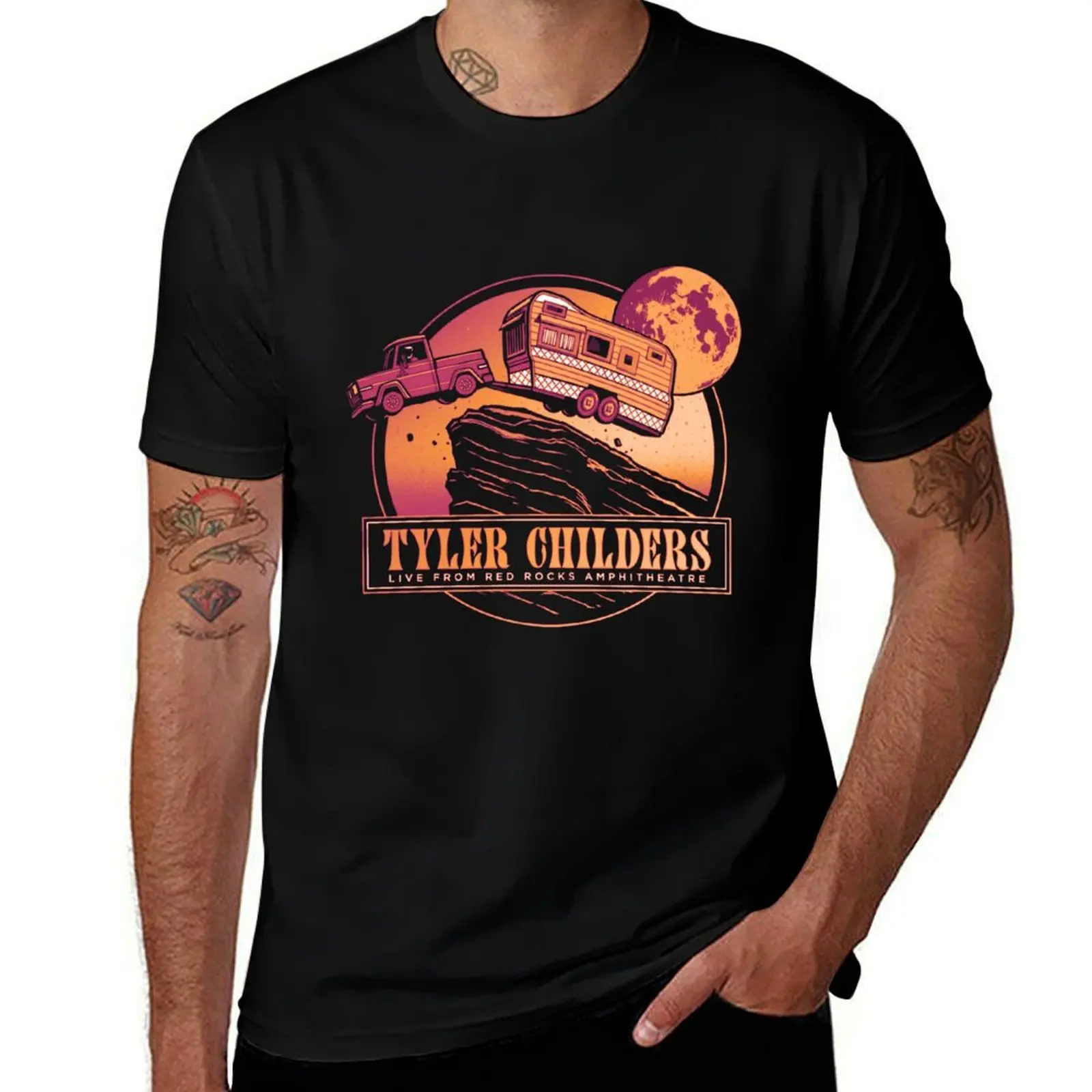 Tyler childers bus moon best sellers v2 T-Shirt Fashion Casual Short Sleeve Top