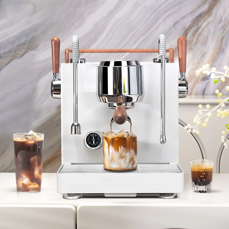 

7107pro Italian semi-automatic coffee machine 3-hole steam milk tea shop for small businesses