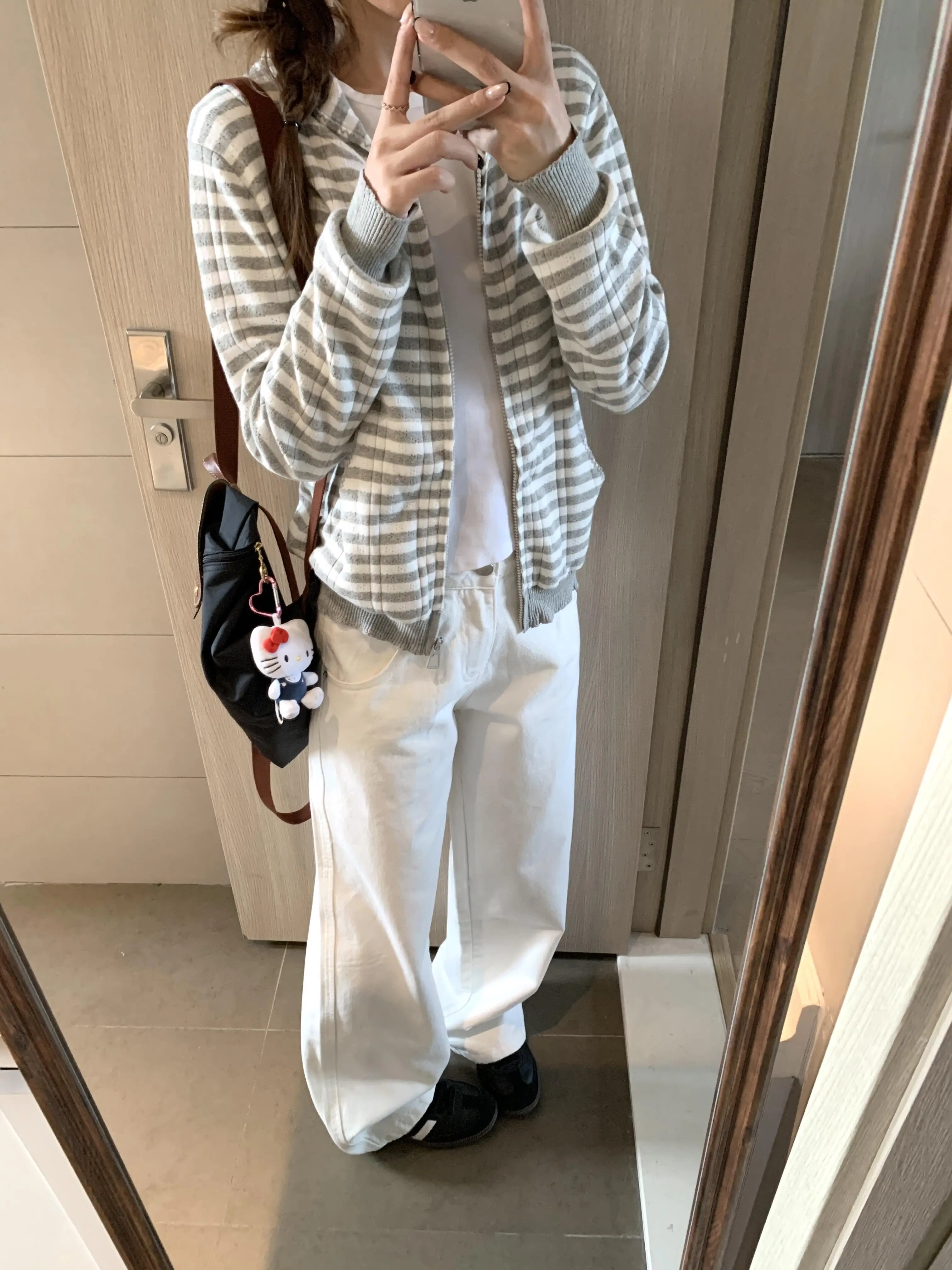 

Women's Knitted Hat Long Sleeve Short Coat Stripe Pattern Chic Style Korean Loose Fit Soft Material Daily Wear Autumn New Arr...