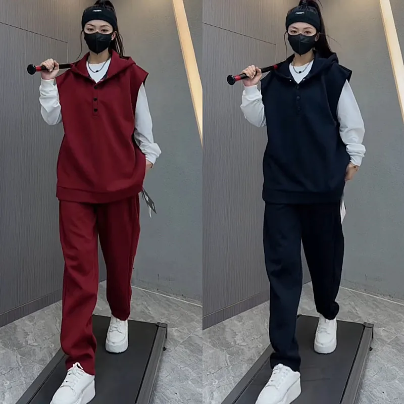 

Faionable Casual Sportswear Set for Men Sli Cotton Vest And Long Pants Autumn Collection Comfortable Breathable Clothing