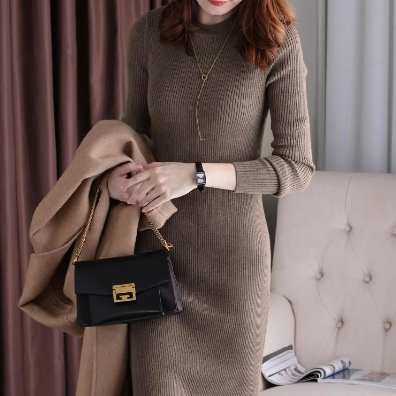 2023 Autumn/Winter Korean Version New Round Neck Long Sleeve Dress Slim Fit and Fashion Solid Color Mid length A-line Dress